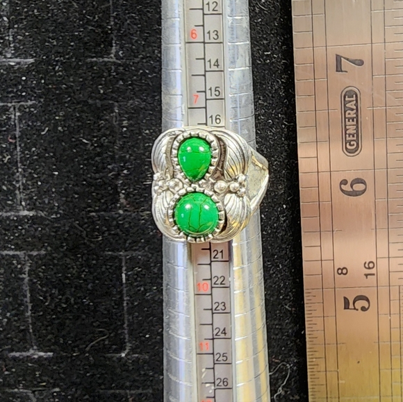 Men's Ring Malachite/Sterling Silver Ring Marked/Tested+ Size 8